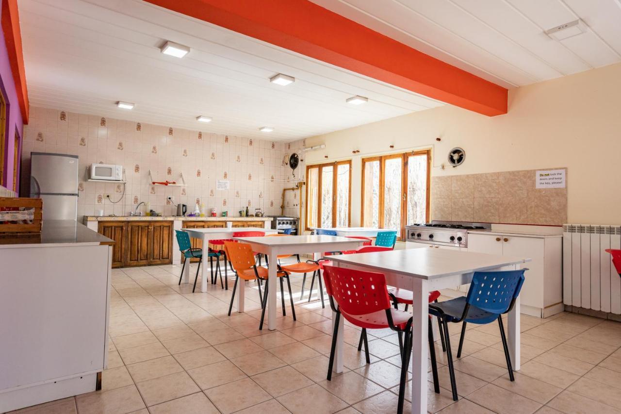 Hostel Pioneros Del Valle El Chaltén Eksteriør billede