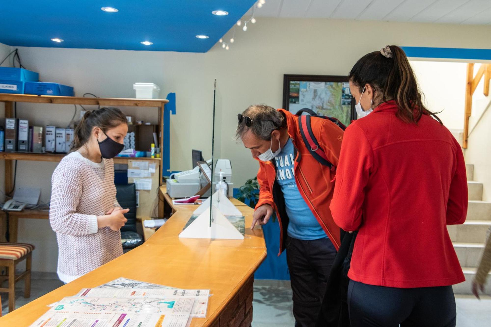 Hostel Pioneros Del Valle El Chaltén Eksteriør billede