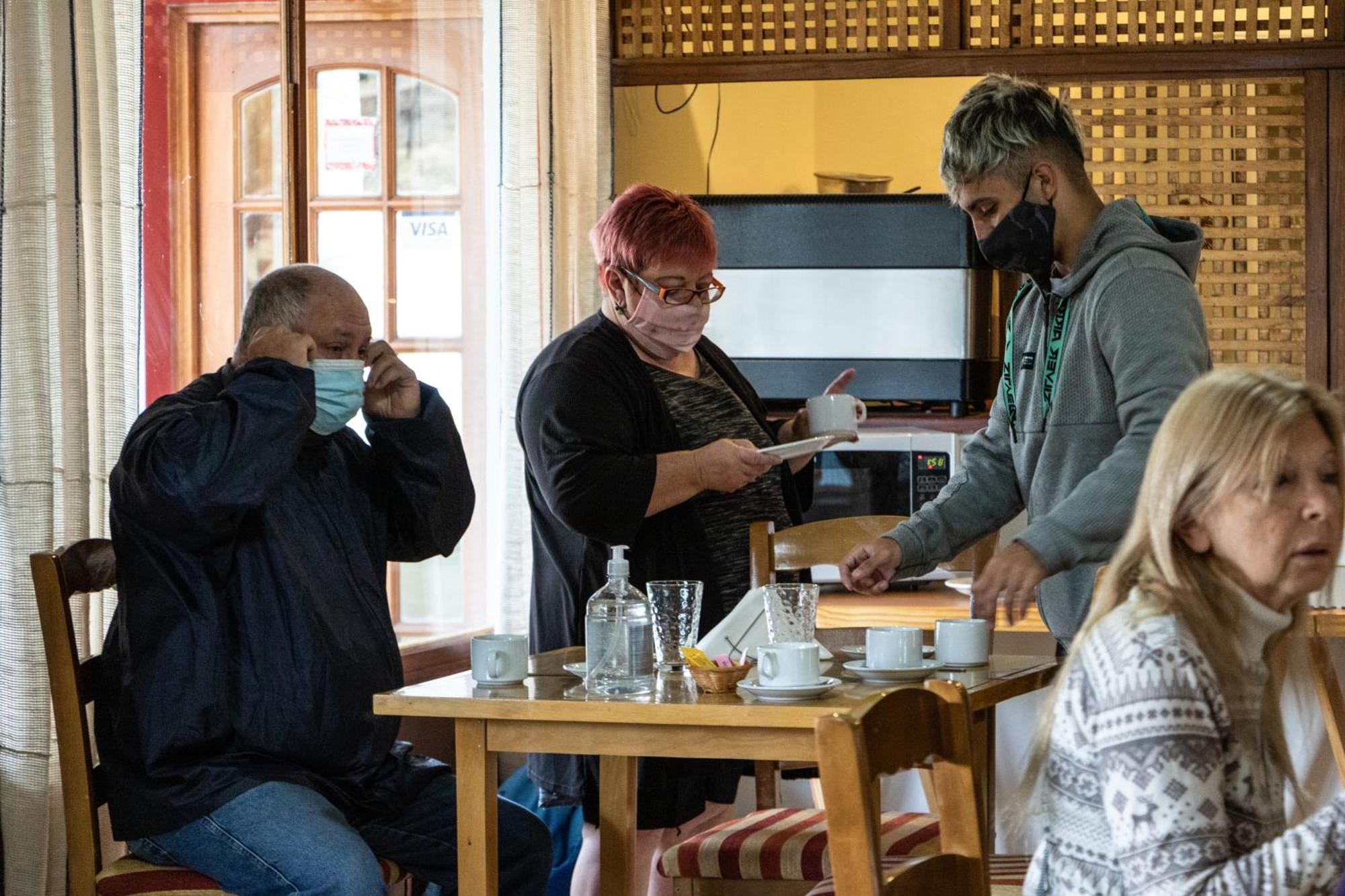 Hostel Pioneros Del Valle El Chaltén Eksteriør billede